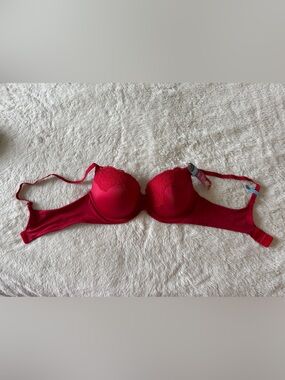 Maidenform Red Lace-Trim Push Up Bra 38C NWT